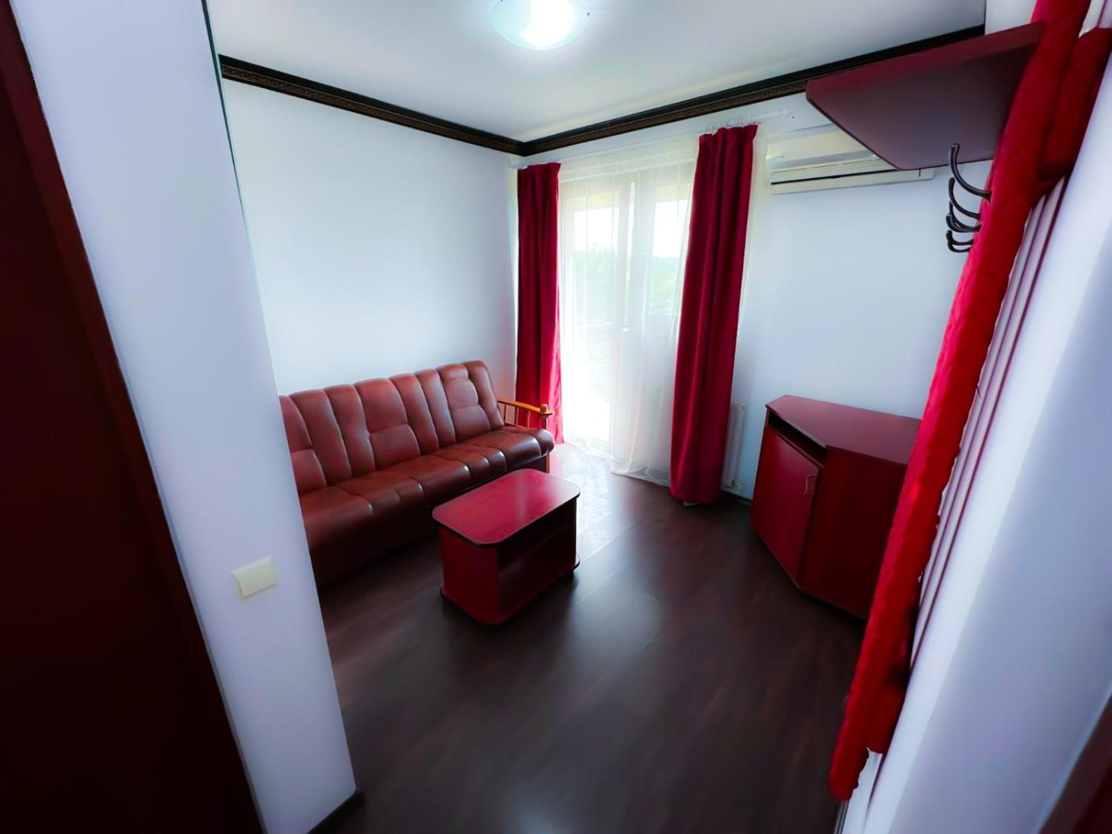 Shamrock Inn Ιάσιο Εξωτερικό φωτογραφία