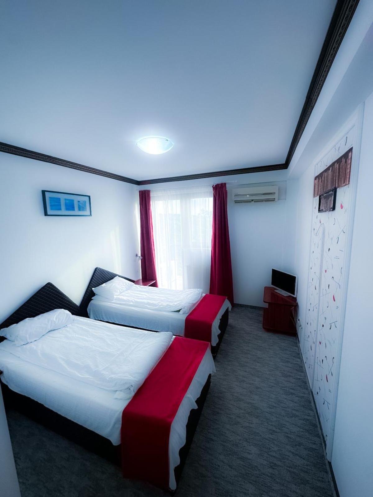 Shamrock Inn Ιάσιο Εξωτερικό φωτογραφία