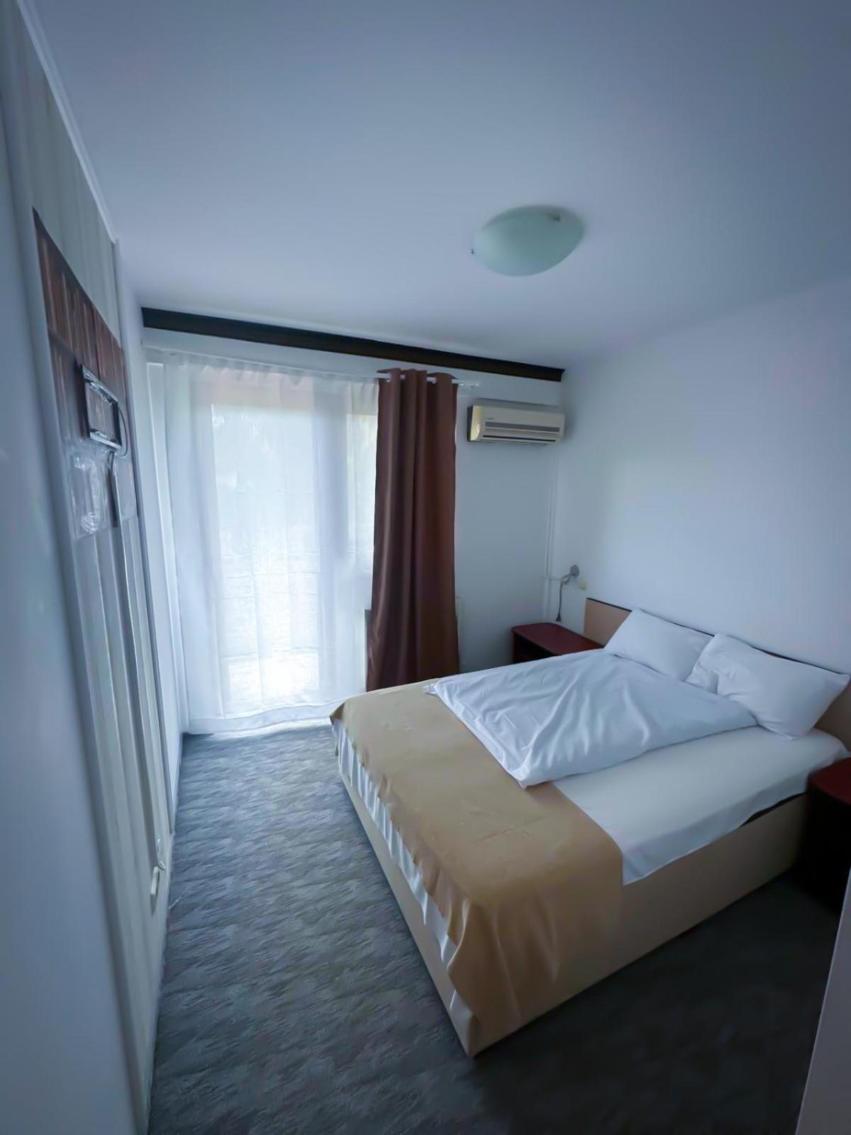 Shamrock Inn Ιάσιο Εξωτερικό φωτογραφία